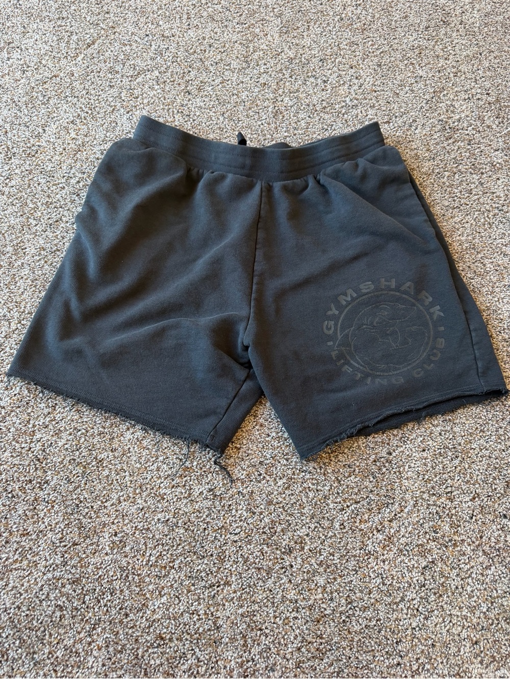 Gymshark Legacy Lifting Club Shorts Large Black Raw Hem Shark Logo Gym